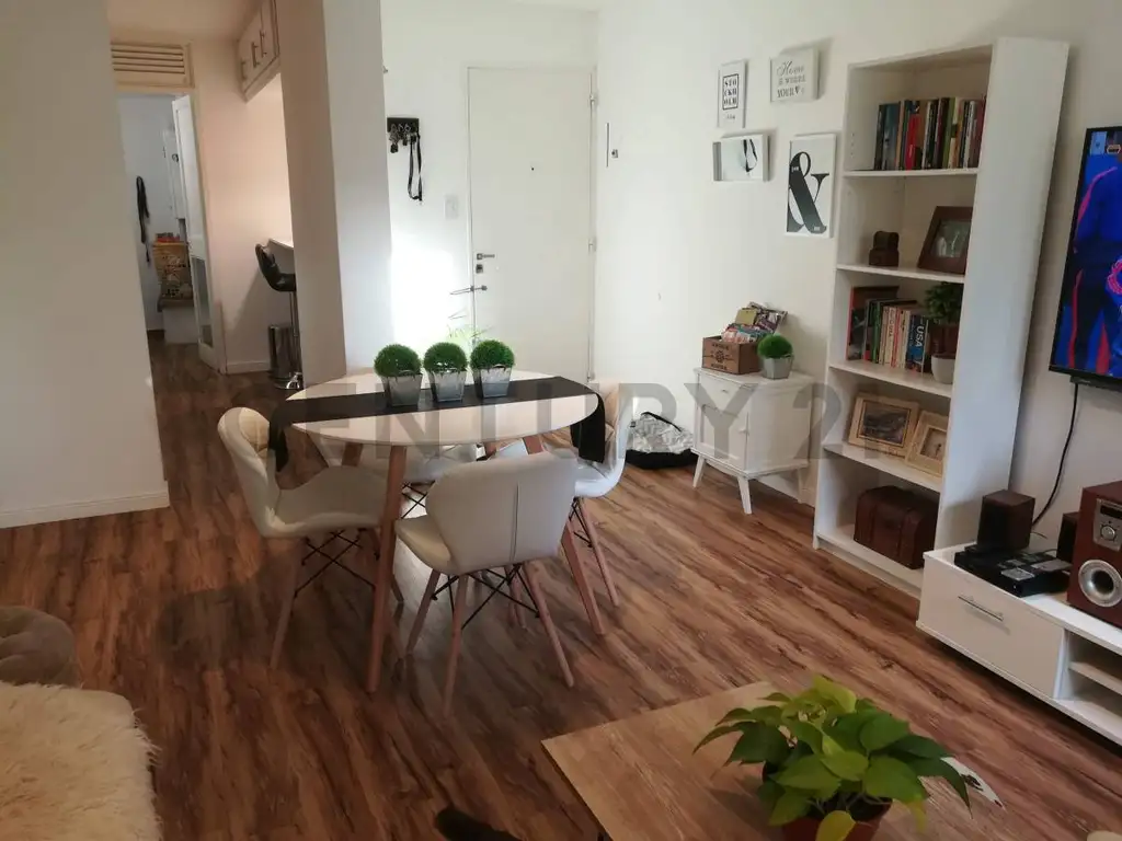 50 300, Piso 1