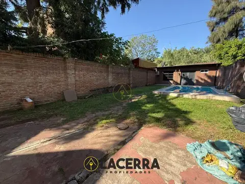 Oportunidad! Venta de casa a refaccionar en Villa Ballester