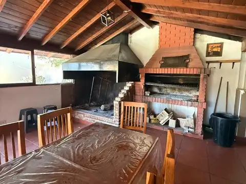 Casa en Venta en Barrio Lopez De Gomara, USD 138.000