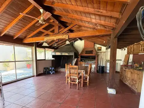 Casa en Venta en Barrio Lopez De Gomara, USD 138.000
