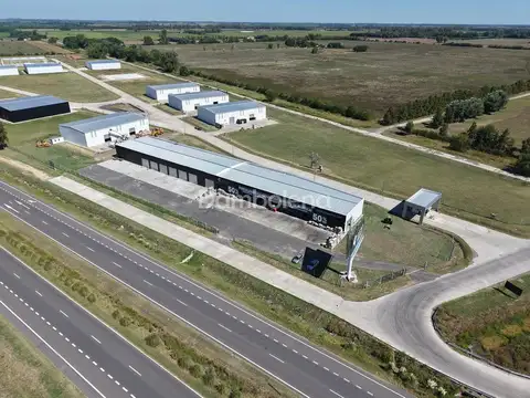 Local  en Alquiler en Barrio Parque Sakura, Exaltación de la Cruz