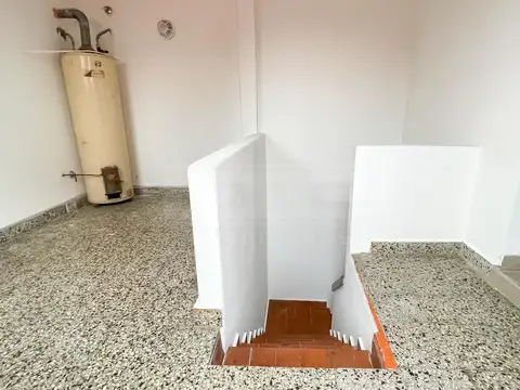 Depto Tipo Casa en Venta de 5 ambientes