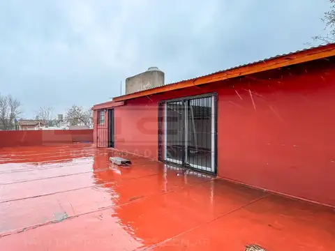 Depto Tipo Casa en Venta 40 años