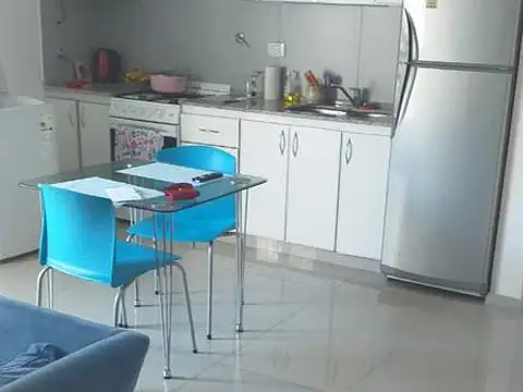Departamento en Alquiler en Villa Sarmiento, $ 600.000