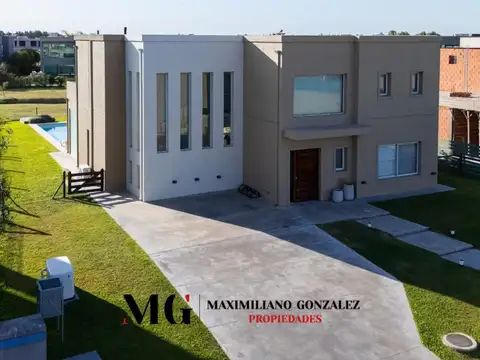 Casa en alquiler, 5 ambientes. Terralagos, Canning.