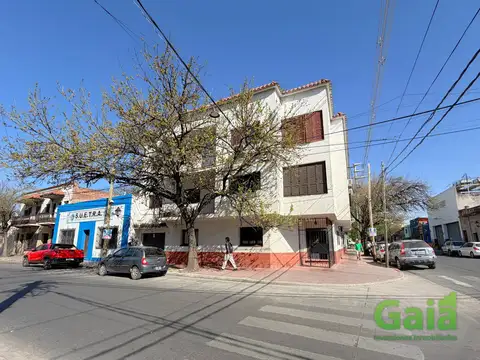 Departamento en Venta de 6 ambientes