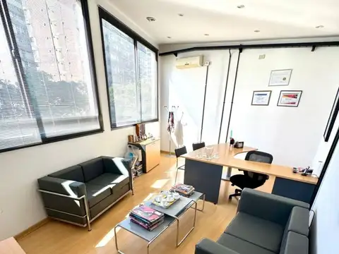Depto Tipo Casa en Venta de 11 ambientes