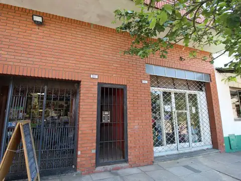 PH 3 AMBIENTES EN DOS PLANTAS CON PATIO