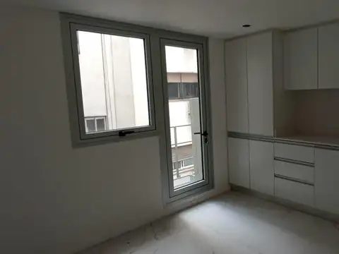 Oficina en Alquiler al Noreste