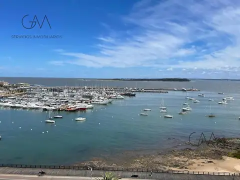 Departamento en Venta de 4 dormitorios