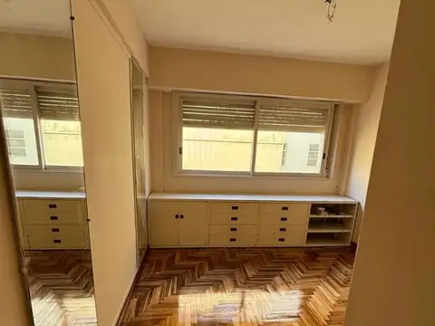 Capitán General Ramón Freire 2400, Piso 4