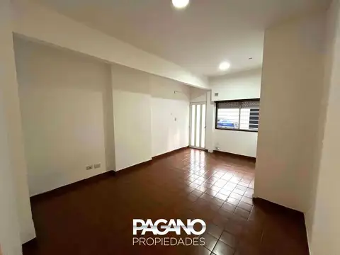Local en Alquiler en Nuestra Señora De Lourdes, $ 300.000