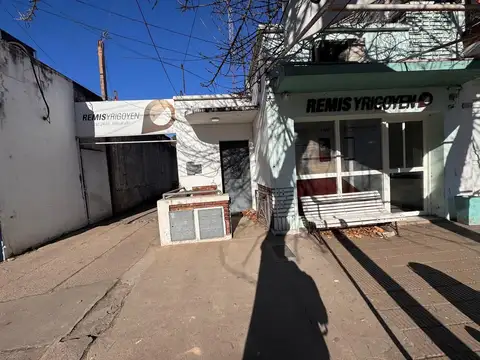 CASA Y GALPÓN EN VENTA EN PERGAMINO
