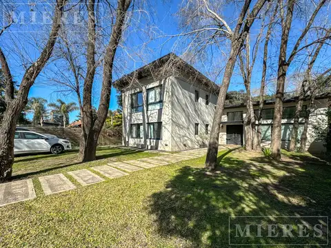 Casa en  venta sobre calle Los Olmos Ingeniero Maschwitz