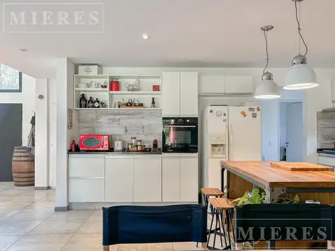 Casa en  venta sobre calle Los Olmos Ingeniero Maschwitz