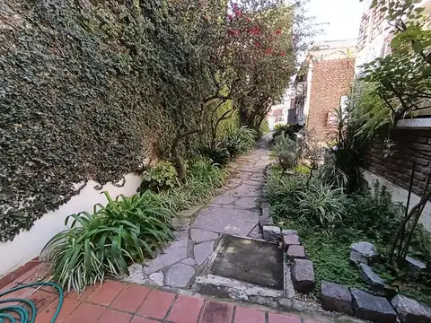 Depto Tipo Casa en Venta 41 años