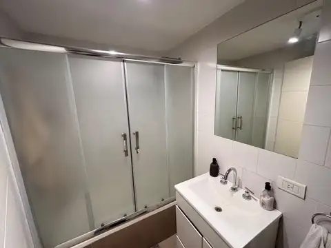 Departamento en Alquiler en Villa Rosa, USD 450
