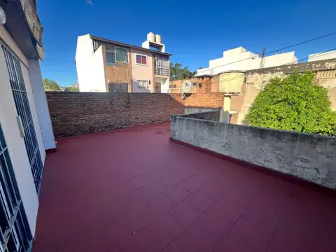 Depto Tipo Casa en Venta 34 años