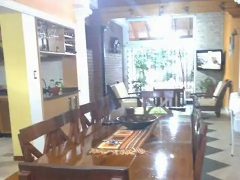 Casa en Venta de 5 dormitorios