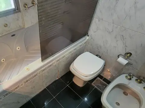 Departamento en Alquiler de 5 ambientes