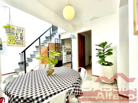 Depto Tipo Casa en Venta de 3 ambientes
