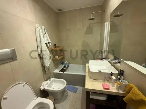 Casa en Venta en Villa del Parque, USD 240.000