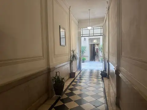 VENTA DEPARTAMENTO 6 AMBIENTES MONSERRAT
