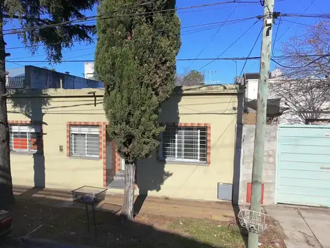 VENTA COMPLEJO HABITACIONAL A RECICLAR EN CASTELAR