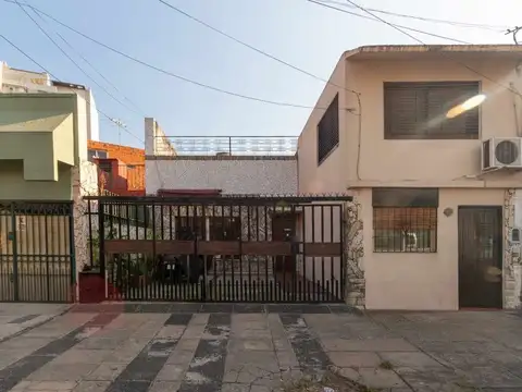 Venta Casa y Departamento Patio y Terraza en block