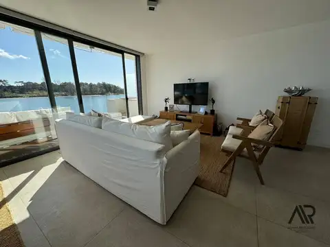 Casa en Alquiler de 3 dormitorios