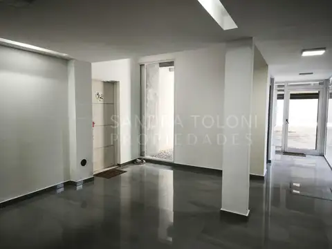 Mariño 100, Piso PB