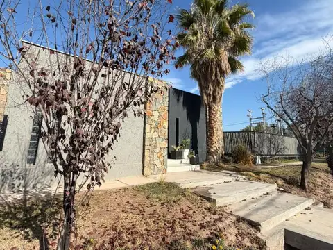 Casa en Alquiler de 4 dormitorios