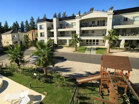 Casa Dúplex  en Alquiler en Palmas del Sol, Pilar, G.B.A. Zona Norte