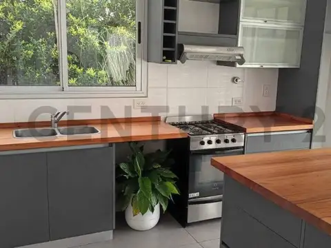 Ceibos 300, Piso 0
