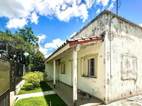Casa A La Venta En La Mejor Zona De Monte Grande