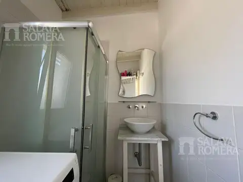 Venta   condominio de duplex en Olivos 4 ambientes - cochera cubierta -