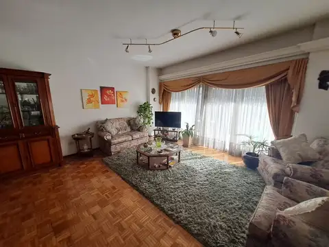 GUAYAQUIL 700, Piso 2