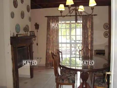 AMPLIA CONSTRUCCIÓN