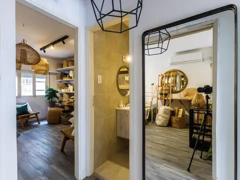 EN VENTA - CASA DE PASILLO DOS DORMITORIOS - BARRIO GRAL LAS HERAS