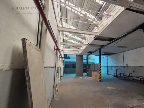 Depósito en Parque Patricios