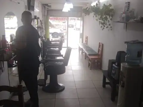 Local en Alquiler Via Pública