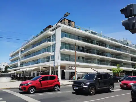 VENTA ESPECTACULAR TRES AMBIENTES  COCHERA FULL AMENITIES EDIFICIO LIN CALEL VILLA URQUIZA