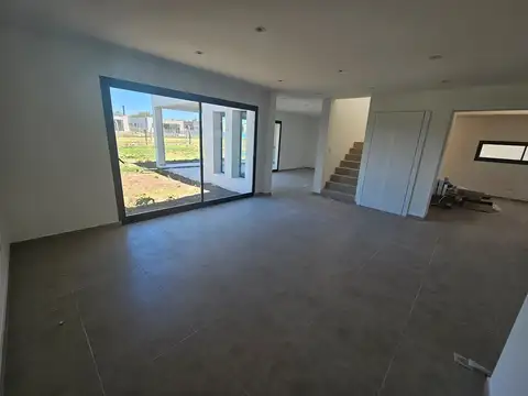 Casa en Venta al Este