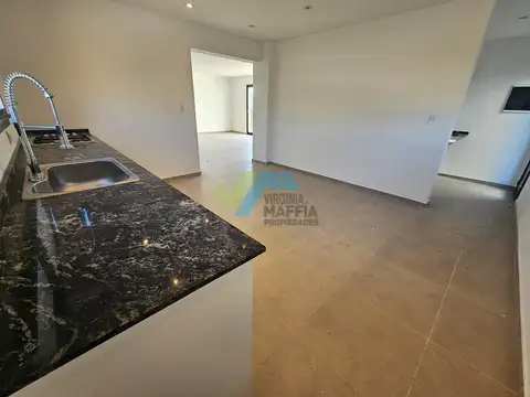 Casa en Venta en Pilar del Este - Santa Lucia, USD 215.000