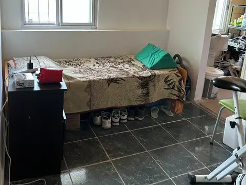 Casa 2 ambientes con 1 baño