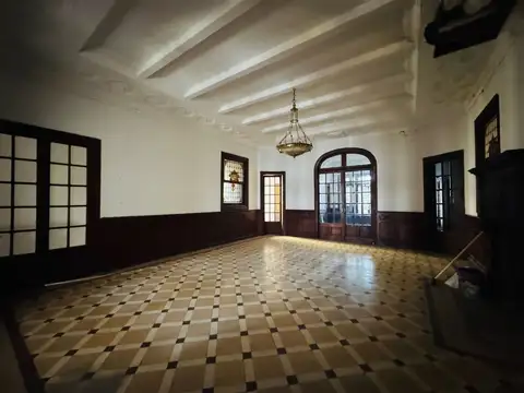 San Nicolás 600