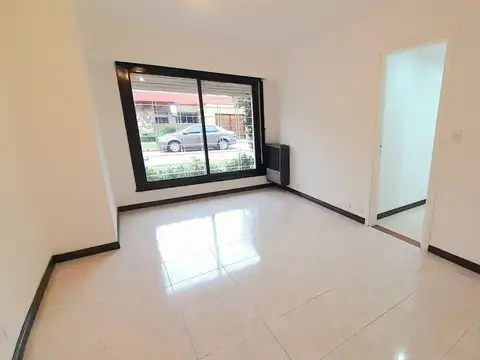 Depto Tipo Casa en Alquiler de 4 ambientes