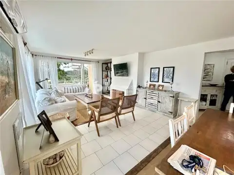 Departamento en Alquiler de 5 ambientes