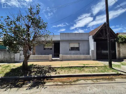 Casa 3 ambientes ALQUILER Llavallol