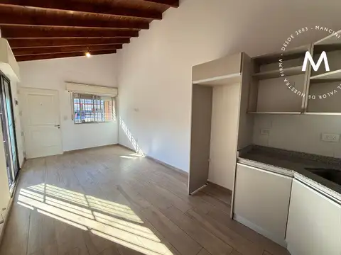 Depto Tipo Casa 2 ambientes con 1 baño